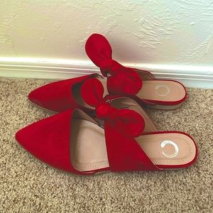 Journee Mary jane flats